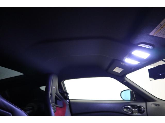 フェアレディＺ ニスモ　ＳＥＩＢＯＮカーボンボンネットカーボンルーフカバーフロントスポイラーリアスポ１９ＡＷ社外ヘッドライトテール専用レカロシートＡＭＵＺＥチタンマフラーキャタライザー社外フェンダーナビＴＶスポリセ記録簿（53枚目）