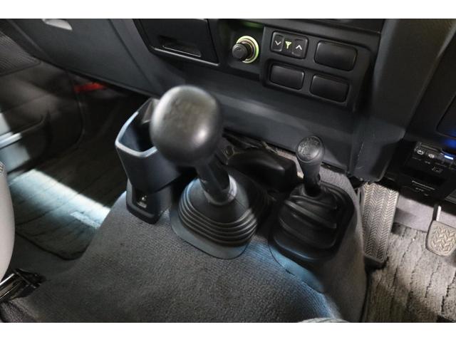 ランドクルーザー70 ピックアップ 1オーナー電動ウインチデフロック5MTナビTVETCバンパー同色1年保証(21枚目)