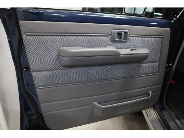 ランドクルーザー70 ピックアップ 1オーナー電動ウインチデフロック5MTナビTVETCバンパー同色1年保証(36枚目)