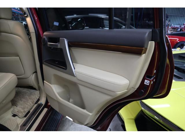 ランドクルーザー ＺＸ　モデリスタエアロマフラー２０ＡＷサンルーフパノラミックビューモニターパワーバックドアリヤエンタ―ベージュレザーシートナビＴＶＥＴＣドラレコレーダーシートベンチレーションルーフレール１年保証（55枚目）