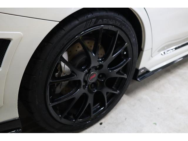 ＷＲＸ ＳＴＩ Ｓ２０８ＮＢＲチャレンジパックカーボンリヤウイング　限定ドライカーボンルーフウイング専用ＢＢＳホイールブレンボ６ｐｏｔビルシュタイン足回社外カーボンボンネットトランクカナードドアミラーパネルデュフュザーレカロシート追加メータータワーバーディーラー記録簿（12枚目）