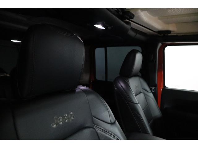 ジープ・ラングラーアンリミテッド サハラ ローンチエディション 18AWジオランダータイヤ2023年ブラックレザーシートナビTVFSBカメラアルパインサウンドクルコンETCシートヒータープッシュスタート(17枚目)