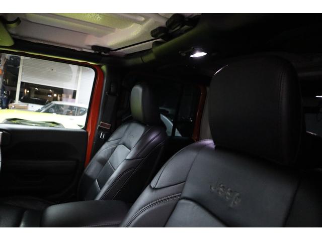 ジープ・ラングラーアンリミテッド サハラ ローンチエディション 18AWジオランダータイヤ2023年ブラックレザーシートナビTVFSBカメラアルパインサウンドクルコンETCシートヒータープッシュスタート(25枚目)