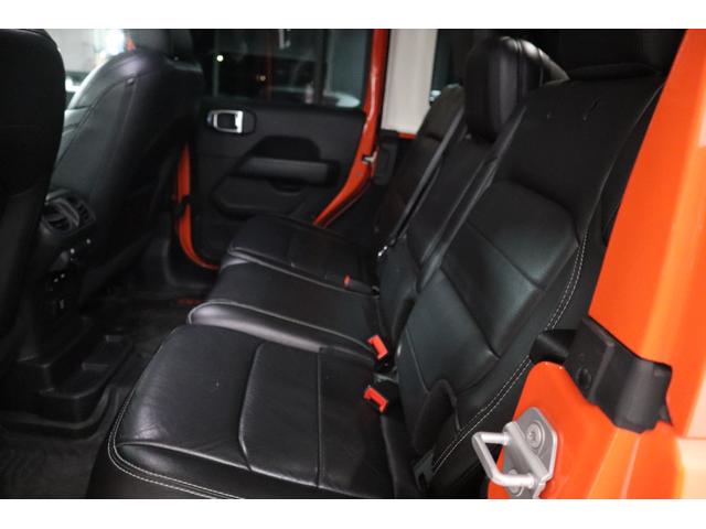 ジープ・ラングラーアンリミテッド サハラ ローンチエディション 18AWジオランダータイヤ2023年ブラックレザーシートナビTVFSBカメラアルパインサウンドクルコンETCシートヒータープッシュスタート(28枚目)