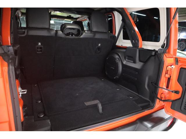 ジープ・ラングラーアンリミテッド サハラ ローンチエディション 18AWジオランダータイヤ2023年ブラックレザーシートナビTVFSBカメラアルパインサウンドクルコンETCシートヒータープッシュスタート(31枚目)