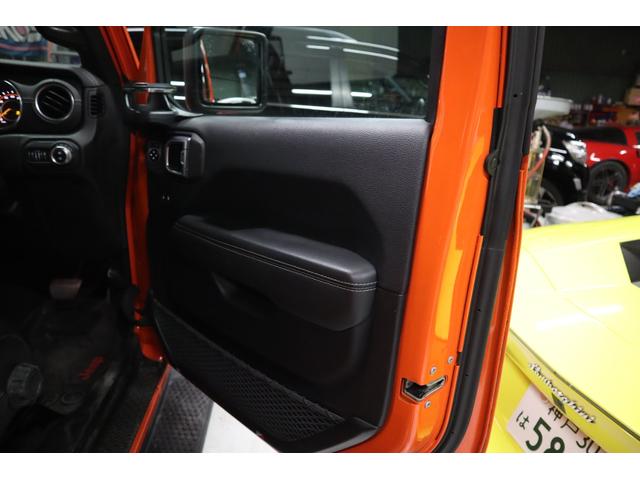 ジープ・ラングラーアンリミテッド サハラ ローンチエディション 18AWジオランダータイヤ2023年ブラックレザーシートナビTVFSBカメラアルパインサウンドクルコンETCシートヒータープッシュスタート(44枚目)