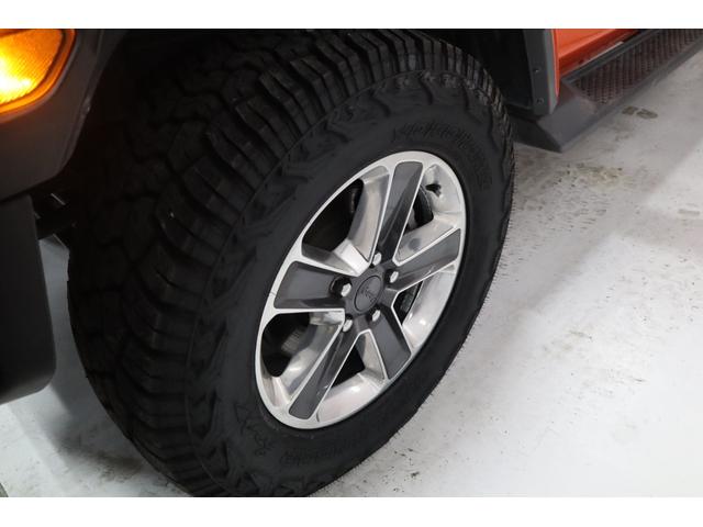 ジープ・ラングラーアンリミテッド サハラ ローンチエディション 18AWジオランダータイヤ2023年ブラックレザーシートナビTVFSBカメラアルパインサウンドクルコンETCシートヒータープッシュスタート(52枚目)