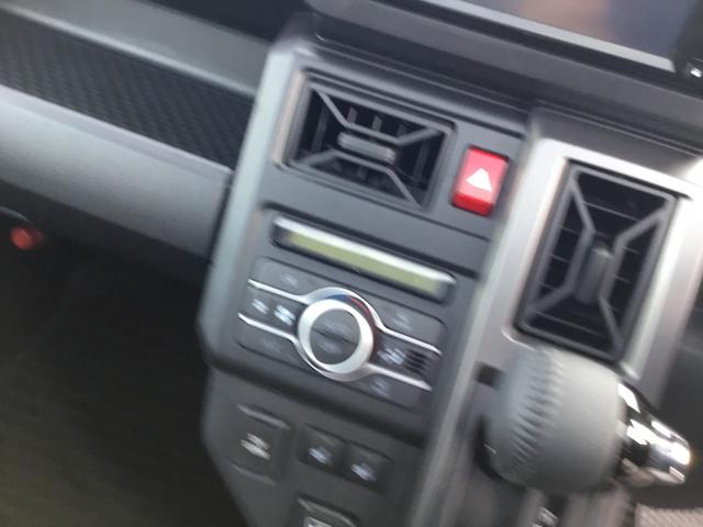 タフト Ｇターボ　ダーククロムベンチャー　純正フルセグメモリーナビ　オプションカラー　試乗車ＵＰ　パノラマモニター　プッシュボタンスタート　キーフリー　スマートアシスト　純正アルミホイール　ＬＥＤヘッドライト　ガラスルーフ　走行距離１３４キロ（30枚目）