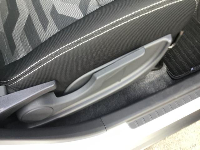 タフト Ｇターボ　ダーククロムベンチャー　純正フルセグメモリーナビ　オプションカラー　試乗車ＵＰ　パノラマモニター　プッシュボタンスタート　キーフリー　スマートアシスト　純正アルミホイール　ＬＥＤヘッドライト　ガラスルーフ　走行距離１３４キロ（37枚目）