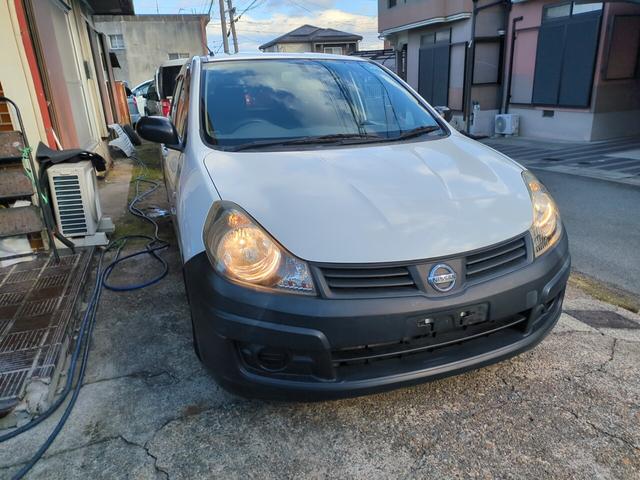 ADバン VE ETC ナビ 貨物登録 4ナンバー プライバシーガラス リヤワイパー 後席パワーウインドウ インテリジェントキー イモビライザー エアバック(11枚目)