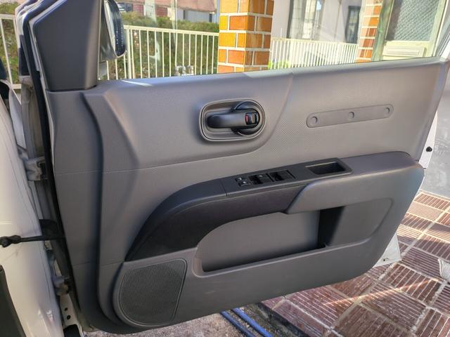 ADバン VE ETC ナビ 貨物登録 4ナンバー プライバシーガラス リヤワイパー 後席パワーウインドウ インテリジェントキー イモビライザー エアバック(14枚目)