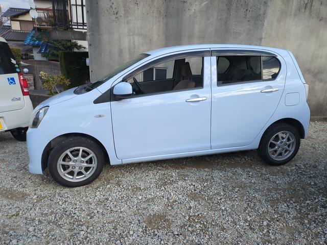 ミライース Ｘ　メモリアルエディション　バックカメラ　アルミホイール　フルセグ　ＥＴＣ　アイドリングストップ（4枚目）