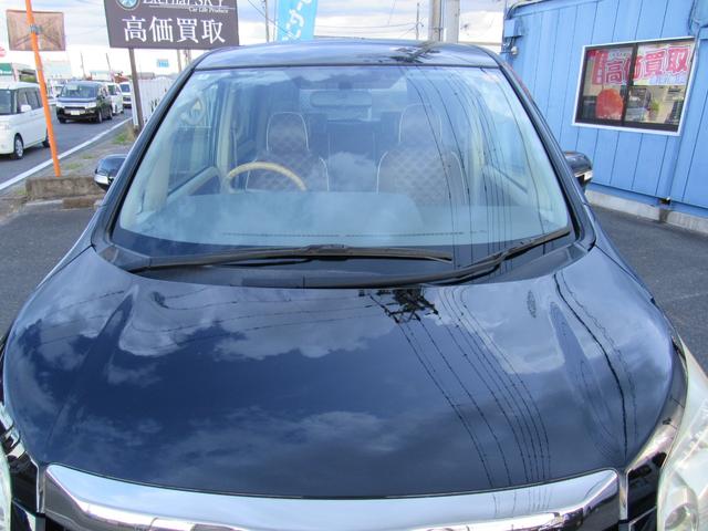 ノア Ｓ　Ｇエディション　タイヤ新　品交換／バッテリー交換／両側電動スライドドア／ＨＤＤナビＴＶバックカメラ／Ｂｌｕｅｔｏｏｔｈ／レザー調シートカバー／８人乗り／スマートキー／禁煙車（15枚目）