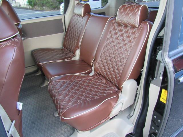 ノア Ｓ　Ｇエディション　タイヤ新　品交換／バッテリー交換／両側電動スライドドア／ＨＤＤナビＴＶバックカメラ／Ｂｌｕｅｔｏｏｔｈ／レザー調シートカバー／８人乗り／スマートキー／禁煙車（20枚目）