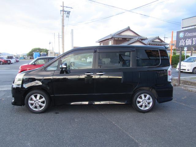 ノア Ｓ　Ｇエディション　タイヤ新　品交換／バッテリー交換／両側電動スライドドア／ＨＤＤナビＴＶバックカメラ／Ｂｌｕｅｔｏｏｔｈ／レザー調シートカバー／８人乗り／スマートキー／禁煙車（28枚目）