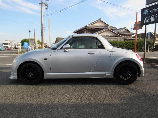 コペン アクティブトップ　フロント　サイド　リヤエアロ　社外１５インチアルミ　社外２本出しマフラー　ブースト計　メモリーナビ　　新品タイヤ交　換サー　ビス　電動オープン開　閉約１８秒（10枚目）