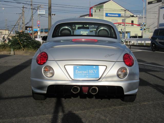 コペン アクティブトップ　フロント　サイド　リヤエアロ　社外１５インチアルミ　社外２本出しマフラー　ブースト計　メモリーナビ　　新品タイヤ交　換サー　ビス　電動オープン開　閉約１８秒（12枚目）