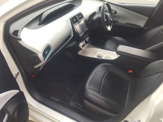 プリウス A ETC バックカメラ ナビ TV クリアランスソナー オートクルーズコントロール レーンアシスト パークアシスト 衝突被害軽減システム アルミホイール オートマチックハイビーム オートライト(10枚目)