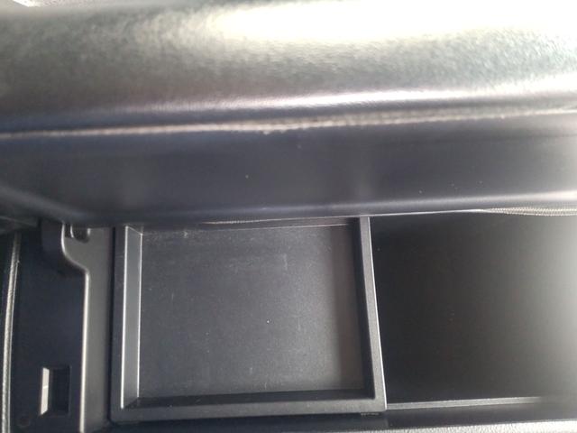 プリウス A ETC バックカメラ ナビ TV クリアランスソナー オートクルーズコントロール レーンアシスト パークアシスト 衝突被害軽減システム アルミホイール オートマチックハイビーム オートライト(25枚目)