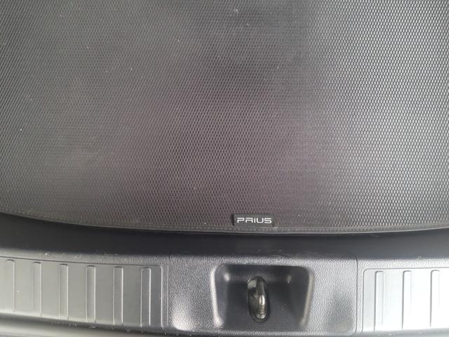 プリウス A ETC バックカメラ ナビ TV クリアランスソナー オートクルーズコントロール レーンアシスト パークアシスト 衝突被害軽減システム アルミホイール オートマチックハイビーム オートライト(33枚目)