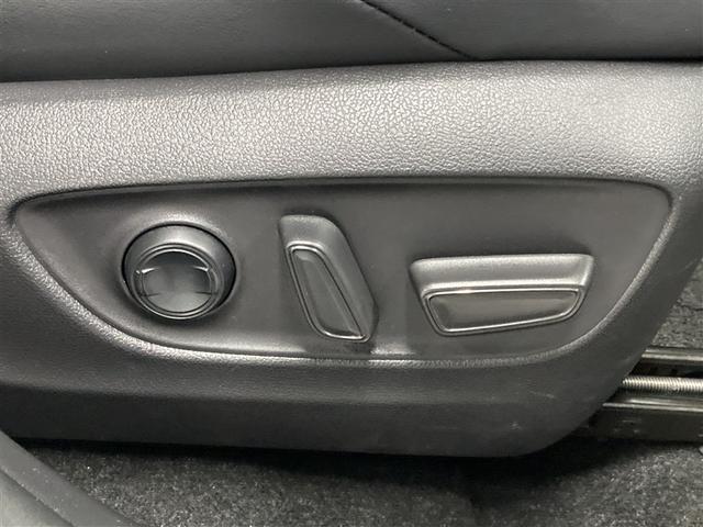 ＲＡＶ４ ハイブリッドアドベンチャー　サンルーフ　４ＷＤ　ミュージックプレイヤー接続可　バックカメラ　衝突被害軽減システム　ＥＴＣ　ＬＥＤヘッドランプ（12枚目）