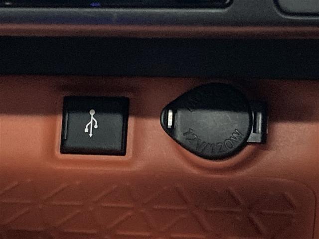ＲＡＶ４ ハイブリッドアドベンチャー　サンルーフ　４ＷＤ　ミュージックプレイヤー接続可　バックカメラ　衝突被害軽減システム　ＥＴＣ　ＬＥＤヘッドランプ（26枚目）