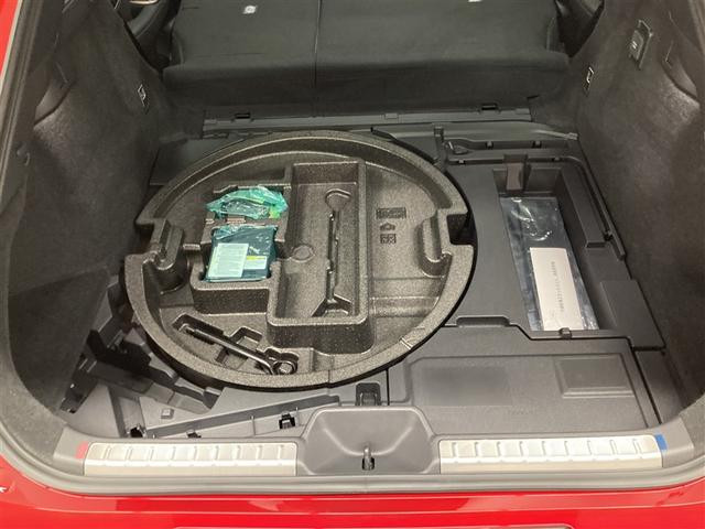 クラウンスポーツ Z 革シート サンルーフ 4WD ミュージックプレイヤー接続可 バックカメラ 衝突被害軽減システム ETC ドラレコ LEDヘッドランプ ワンオーナー(12枚目)