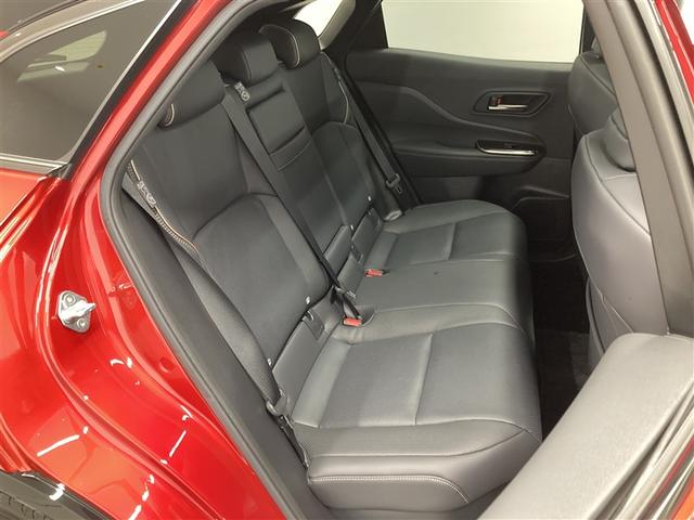 クラウンスポーツ Z 革シート サンルーフ 4WD ミュージックプレイヤー接続可 バックカメラ 衝突被害軽減システム ETC ドラレコ LEDヘッドランプ ワンオーナー(16枚目)