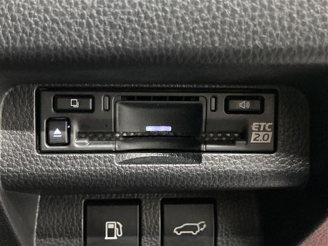 クラウンスポーツ Z 革シート サンルーフ 4WD ミュージックプレイヤー接続可 バックカメラ 衝突被害軽減システム ETC ドラレコ LEDヘッドランプ ワンオーナー(24枚目)