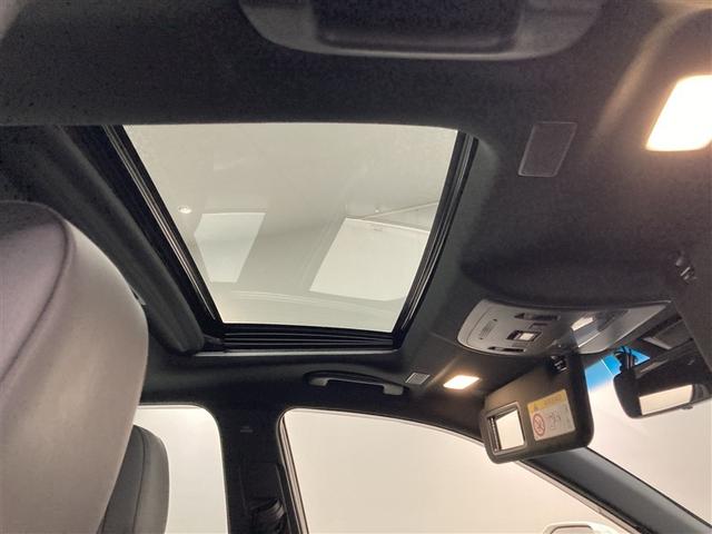 クラウンハイブリッド ＲＳ　リミテッド　革シート　サンルーフ　フルセグ　メモリーナビ　ＤＶＤ再生　ミュージックプレイヤー接続可　バックカメラ　衝突被害軽減システム　ＥＴＣ　ＬＥＤヘッドランプ（5枚目）