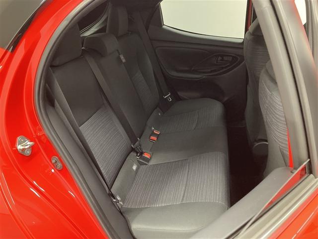 ヤリス ハイブリッドＺ　ミュージックプレイヤー接続可　バックカメラ　衝突被害軽減システム　ＥＴＣ　ＬＥＤヘッドランプ　ワンオーナー（12枚目）