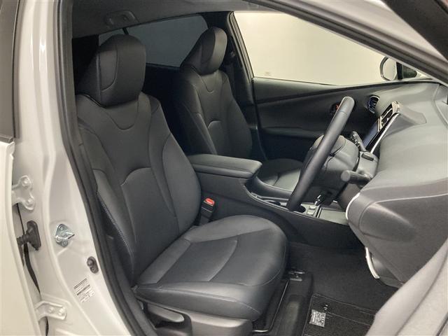 プリウス Ｓツーリングセレクション　フルセグ　メモリーナビ　ＤＶＤ再生　ミュージックプレイヤー接続可　バックカメラ　衝突被害軽減システム　ＥＴＣ　ＬＥＤヘッドランプ　ワンオーナー（12枚目）