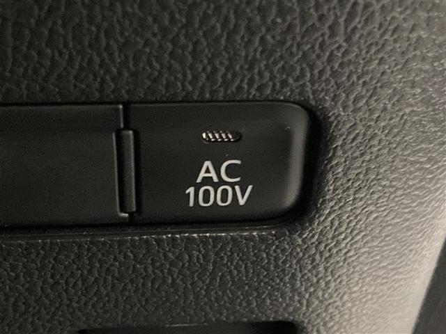 プリウス Ｓツーリングセレクション　フルセグ　メモリーナビ　ＤＶＤ再生　ミュージックプレイヤー接続可　バックカメラ　衝突被害軽減システム　ＥＴＣ　ＬＥＤヘッドランプ　ワンオーナー（21枚目）