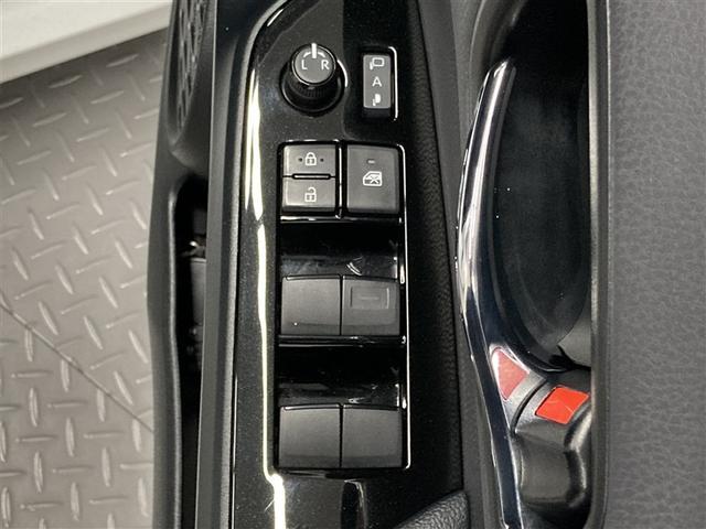 プリウス Ｓツーリングセレクション　フルセグ　メモリーナビ　ＤＶＤ再生　ミュージックプレイヤー接続可　バックカメラ　衝突被害軽減システム　ＥＴＣ　ＬＥＤヘッドランプ　ワンオーナー（23枚目）