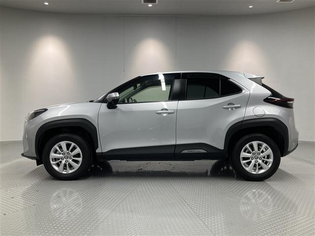 ヤリスクロス G ミュージックプレイヤー接続可 バックカメラ 衝突被害軽減システム ETC(5枚目)