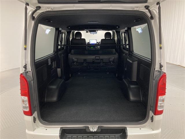 ハイエースバン スーパーGL ダークプライムII 4WD フルセグ メモリーナビ DVD再生 ミュージックプレイヤー接続可 バックカメラ 衝突被害軽減システム ETC ドラレコ LEDヘッドランプ ワンオーナー ディーゼル(9枚目)