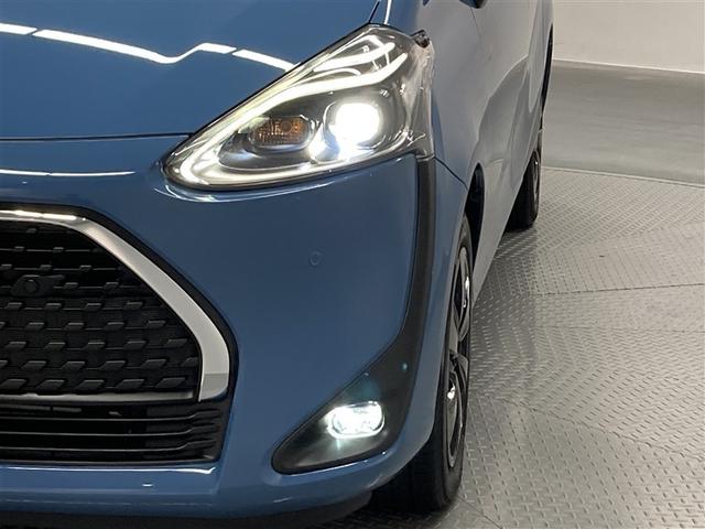 シエンタ Ｇ　セーフティーエディションＩＩ　フルセグ　メモリーナビ　ＤＶＤ再生　ミュージックプレイヤー接続可　バックカメラ　衝突被害軽減システム　ＥＴＣ　両側電動スライド　ＬＥＤヘッドランプ　ウオークスルー　乗車定員７人　３列シート（30枚目）