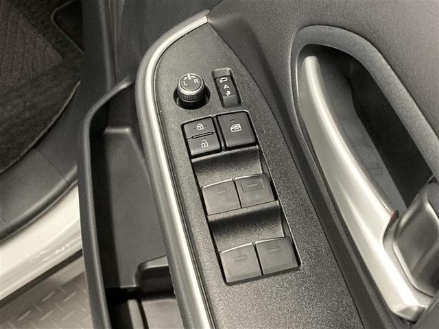 ヴォクシー Ｓ－Ｚ　ＤＶＤ再生　ミュージックプレイヤー接続可　後席モニター　バックカメラ　衝突被害軽減システム　ＥＴＣ　両側電動スライド　ＬＥＤヘッドランプ　乗車定員７人　３列シート　ワンオーナー（21枚目）