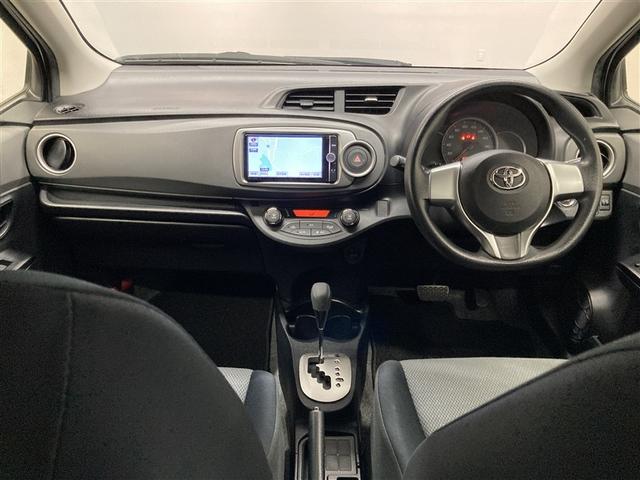 ヴィッツ Ｆ　スマイルエディション　フルセグ　メモリーナビ　ＤＶＤ再生　ミュージックプレイヤー接続可　バックカメラ　ＥＴＣ　ワンオーナー（4枚目）