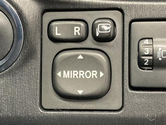 ヴィッツ Ｆ　スマイルエディション　フルセグ　メモリーナビ　ＤＶＤ再生　ミュージックプレイヤー接続可　バックカメラ　ＥＴＣ　ワンオーナー（17枚目）