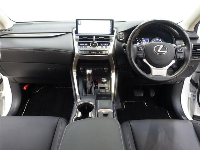 NX NX300ブラックシークエンス ブラックシークエンス☆三眼LEDヘッドライト・黒革シート・純正ナビ・パワーバックドア(9枚目)