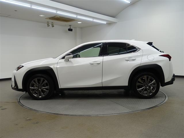 ＵＸ ＵＸ２５０ｈ　Ｆスポーツ　革シート　フルセグ　メモリーナビ　ミュージックプレイヤー接続可　バックカメラ　衝突被害軽減システム　ＥＴＣ　ドラレコ　ＬＥＤヘッドランプ（7枚目）