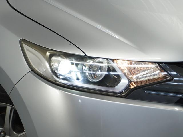 フィットハイブリッド Lパッケージ 衝突被害軽減システム/純正ナビゲーション/バックカメラ/音楽CD再生/オートエアコン/LEDヘッドライト/クルーズコントロール/ETC/スマートキー/盗難防止装置/横滑り制御装置/オートライト/ETC(12枚目)