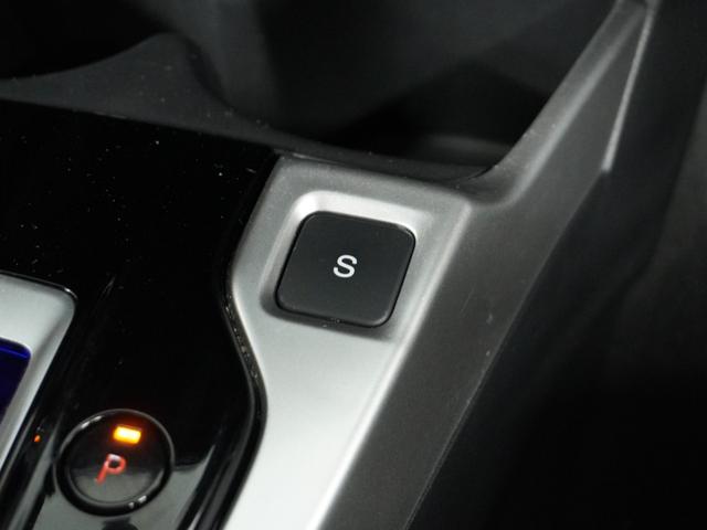 フィットハイブリッド Lパッケージ 衝突被害軽減システム/純正ナビゲーション/バックカメラ/音楽CD再生/オートエアコン/LEDヘッドライト/クルーズコントロール/ETC/スマートキー/盗難防止装置/横滑り制御装置/オートライト/ETC(20枚目)