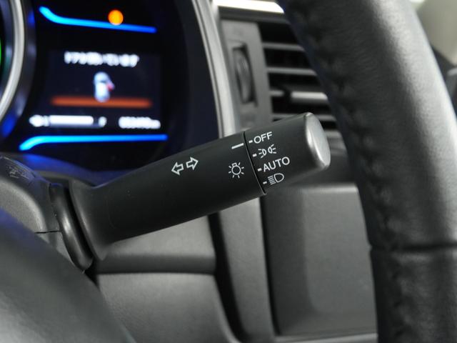 フィットハイブリッド Lパッケージ 衝突被害軽減システム/純正ナビゲーション/バックカメラ/音楽CD再生/オートエアコン/LEDヘッドライト/クルーズコントロール/ETC/スマートキー/盗難防止装置/横滑り制御装置/オートライト/ETC(49枚目)