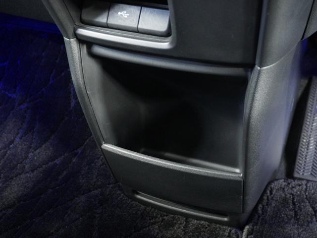 ステップワゴンスパーダ e:HEVスパーダGホンダセンシング /7人乗り/衝突被害軽減システム/ドライブレコーダー/純正ナビゲーション/バックカメラ/フルセグ/ミュージックサーバー/Bluetooth接続音楽再生/USB接続音楽再生/ETC/クルーズコントロール(61枚目)