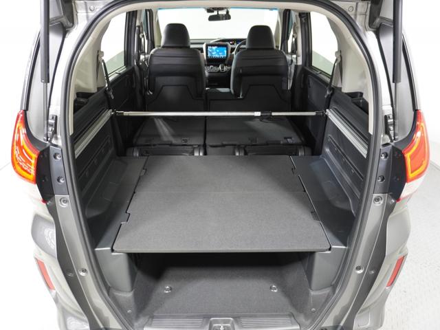 フリード+ハイブリッド ハイブリッド・クロスターホンダセンシング 1オ-ナ-ナビDレコRカメETC両電扉BT地デジ アダプティブクルーズコントロール Bluetooth シートヒーター 左側オートサイドステップ DVD 15インチ純正アルミホイール 禁煙車(19枚目)