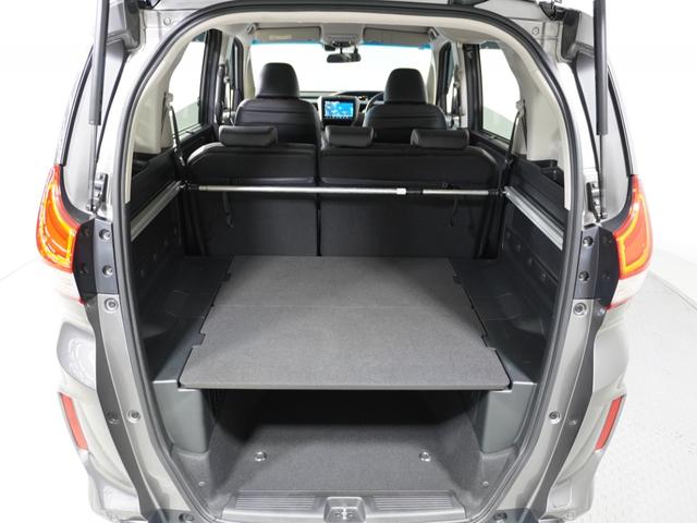 フリード+ハイブリッド ハイブリッド・クロスターホンダセンシング 1オ-ナ-ナビDレコRカメETC両電扉BT地デジ アダプティブクルーズコントロール Bluetooth シートヒーター 左側オートサイドステップ DVD 15インチ純正アルミホイール 禁煙車(41枚目)