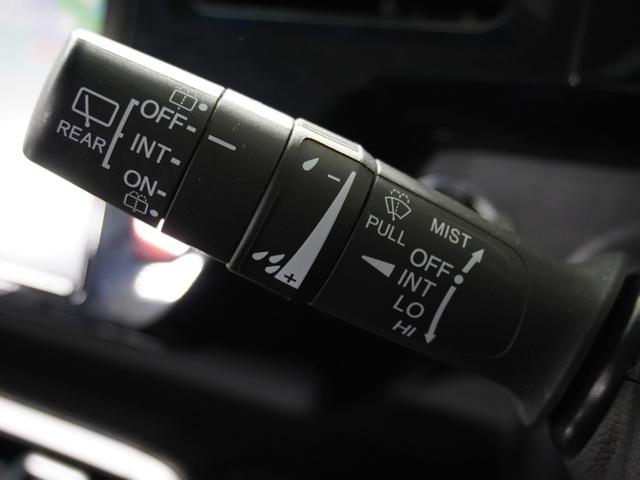 ステップワゴンスパーダ スパーダ・クールスピリットホンダセンシング　１オ－ナ－ナビＲカメＥＴＣ両電扉パドルシフト　アダプティブクルーズコントロール　Ｂｌｕｅｔｏｏｔｈ　シートヒーター　１５インチ純正アルミホイール　スペアキー有　禁煙車　２列目ウォークスルー　フルセグ（53枚目）