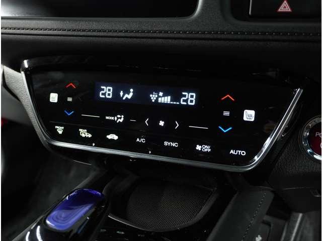 ハイブリッドZ・ホンダセンシング ナビ バックカメラ ETC インターナビ サイドエアバッグ カーテンエアバッグ パドルシフト LEDヘッドライト ハーフレザーシート プラズマエアコン 前席シートヒーター 17インチアルミホイール(9枚目)